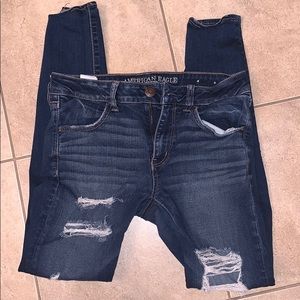 American Eagle Ripped Skinny Jeans DONATING TODAY